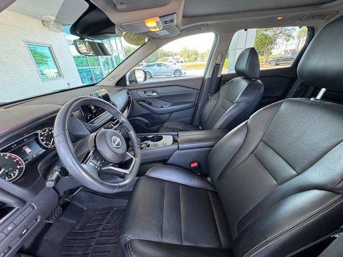 Used 2022 Nissan Rogue SL w/ SL Premium Package FWD image 11