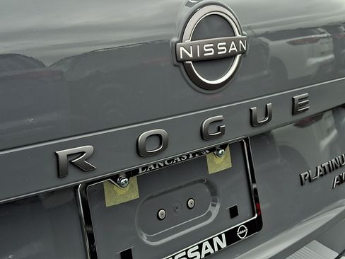New 2026 Nissan Rogue Platinum w/ Platinum Premium Package AWD/4WD image 5