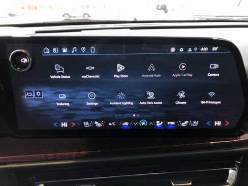 Used 2026 Chevrolet Traverse RS image 30