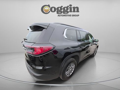 Used 2025 GMC Acadia Elevation image 8