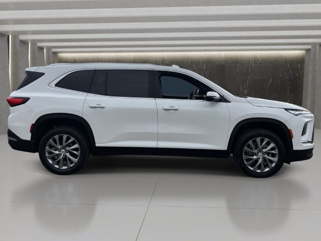 Used 2025 Buick Enclave Preferred FWD image 7