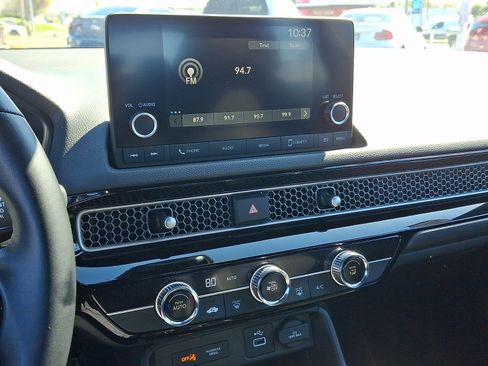 Used 2023 Honda Civic Sport image 19