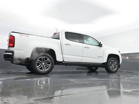 Used 2019 Chevrolet Colorado W/T w/ Custom Special Edition image 23