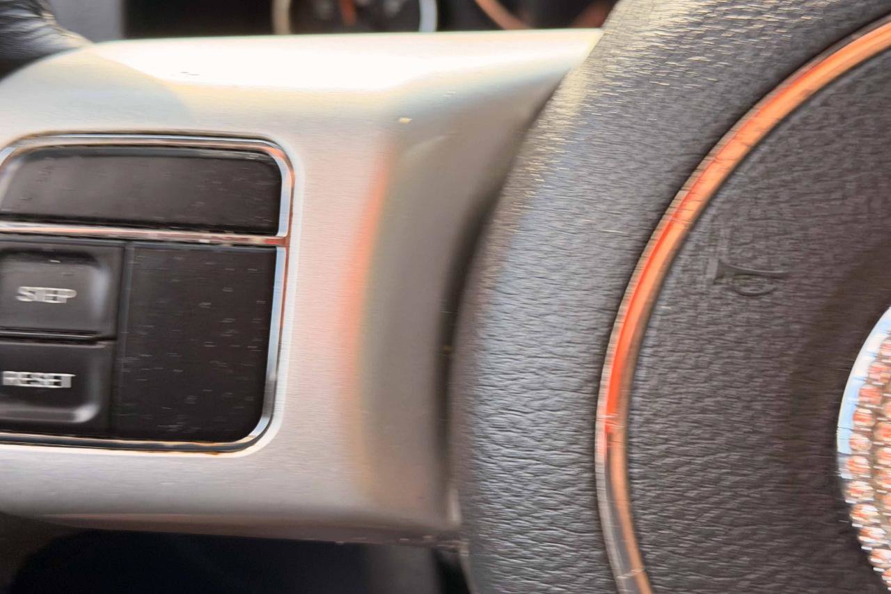 Used 2017 Jeep Compass Latitude AWD/4WD image 20