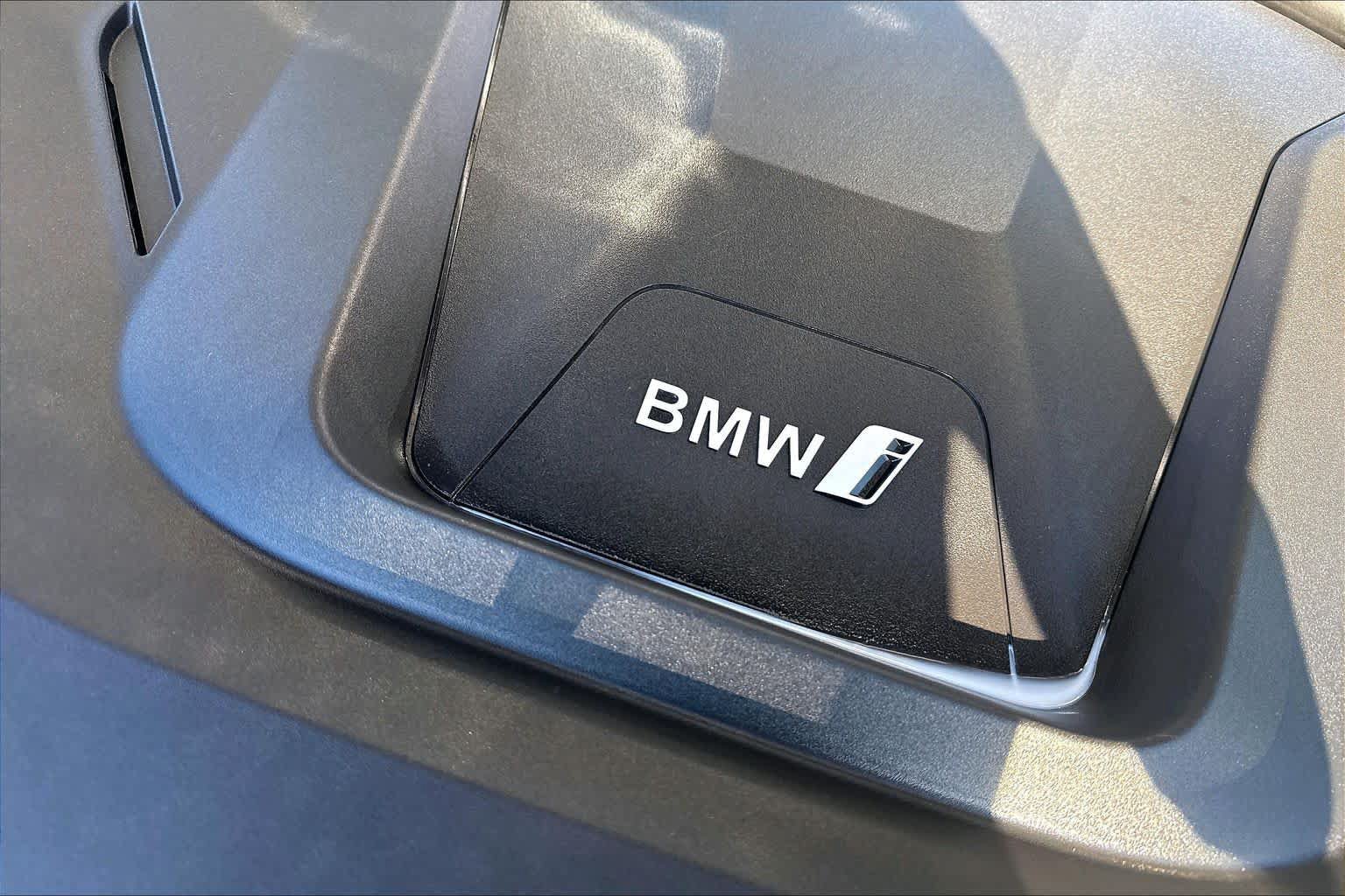 Used 2025 BMW i4 xDrive40i w/ Premium Package AWD/4WD image 34