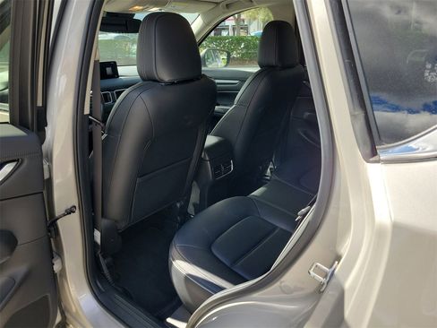 Used 2025 MAZDA CX-5 AWD 2.5 S w/ Preferred Package image 10