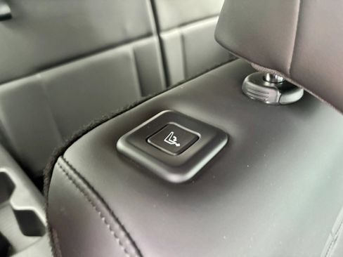 Used 2026 Hyundai Santa Fe SEL FWD image 26