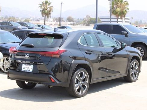 Used 2023 Lexus UX 250h FWD w/ Accessory Package (Z2) image 21