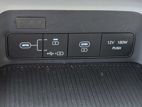 Certified 2026 Hyundai Kona SE AWD/4WD image 17