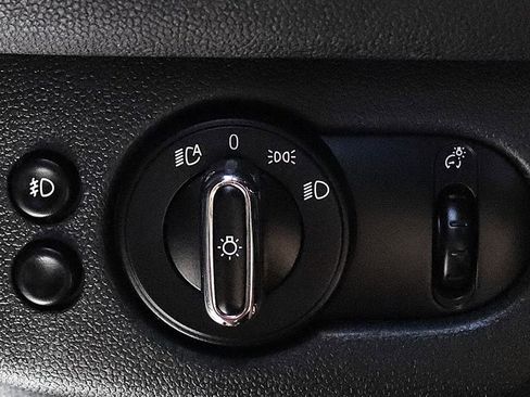 Used 2022 MINI Cooper Clubman S image 46