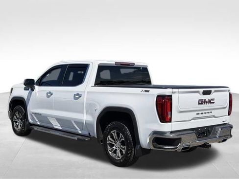 Used 2019 GMC Sierra 1500 SLT w/ X31 Off-Road Package AWD/4WD image 5