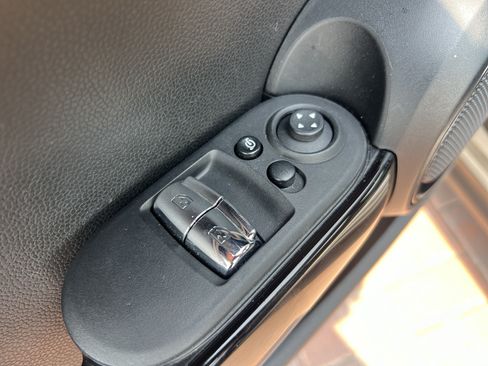 Used 2024 MINI Cooper S FWD image 15