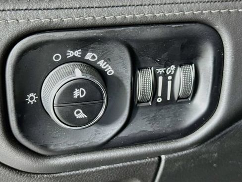 Used 2025 RAM 1500 Limited AWD/4WD image 14