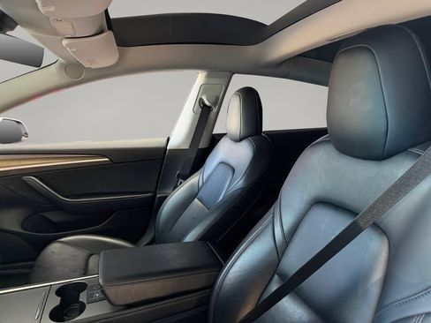 Used 2021 Tesla Model 3 Performance AWD/4WD image 9