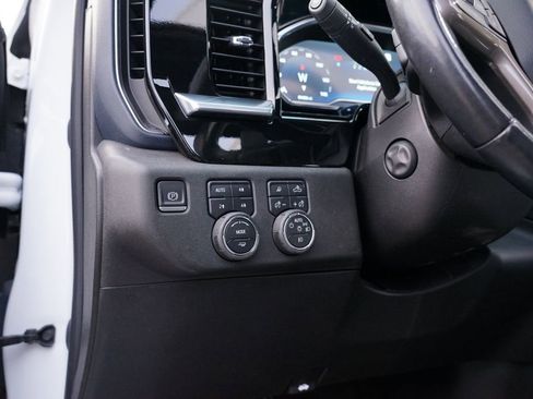 Used 2022 Chevrolet Silverado 1500 High Country w/ High Country Premium Package image 17