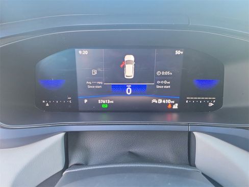 Used 2022 Volkswagen Taos SE w/ Panoramic Sunroof Package image 30