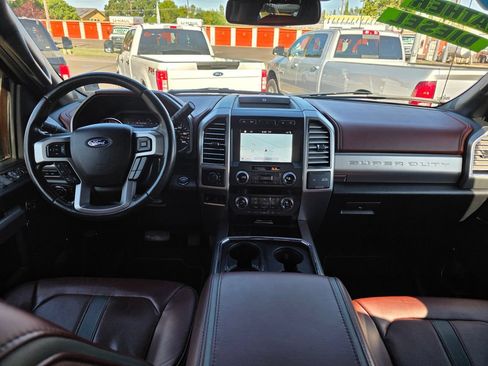 Used 2019 Ford F250 Platinum w/ Platinum Ultimate Package AWD/4WD image 5