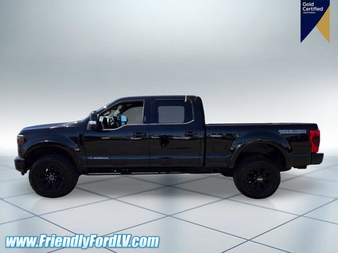 Certified 2022 Ford F250 Lariat w/ Tremor Off-Road Package AWD/4WD image 4