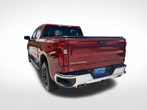 Used 2024 Chevrolet Silverado 1500 LT AWD/4WD image 6