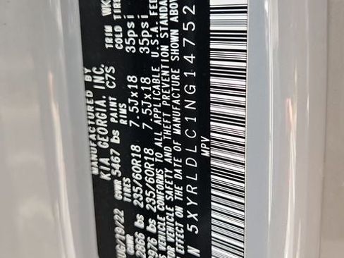 Used 2022 Kia Sorento S image 21