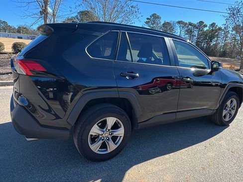 Used 2025 Toyota RAV4 XLE image 8