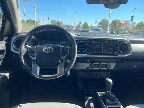 Used 2022 Toyota Tacoma SR5 image 23