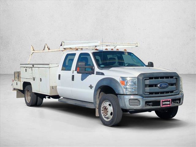 Used 2015 Ford F550 2WD Crew Cab Super Duty image 3