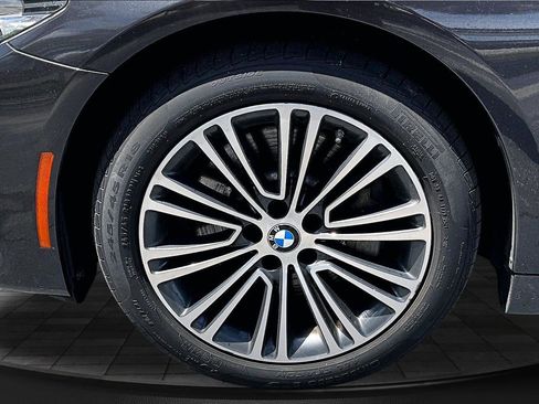 Used 2019 BMW 530i xDrive w/ Convenience Package image 35