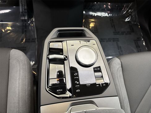 New 2026 BMW iX xDrive45 w/ M Sport Package image 23