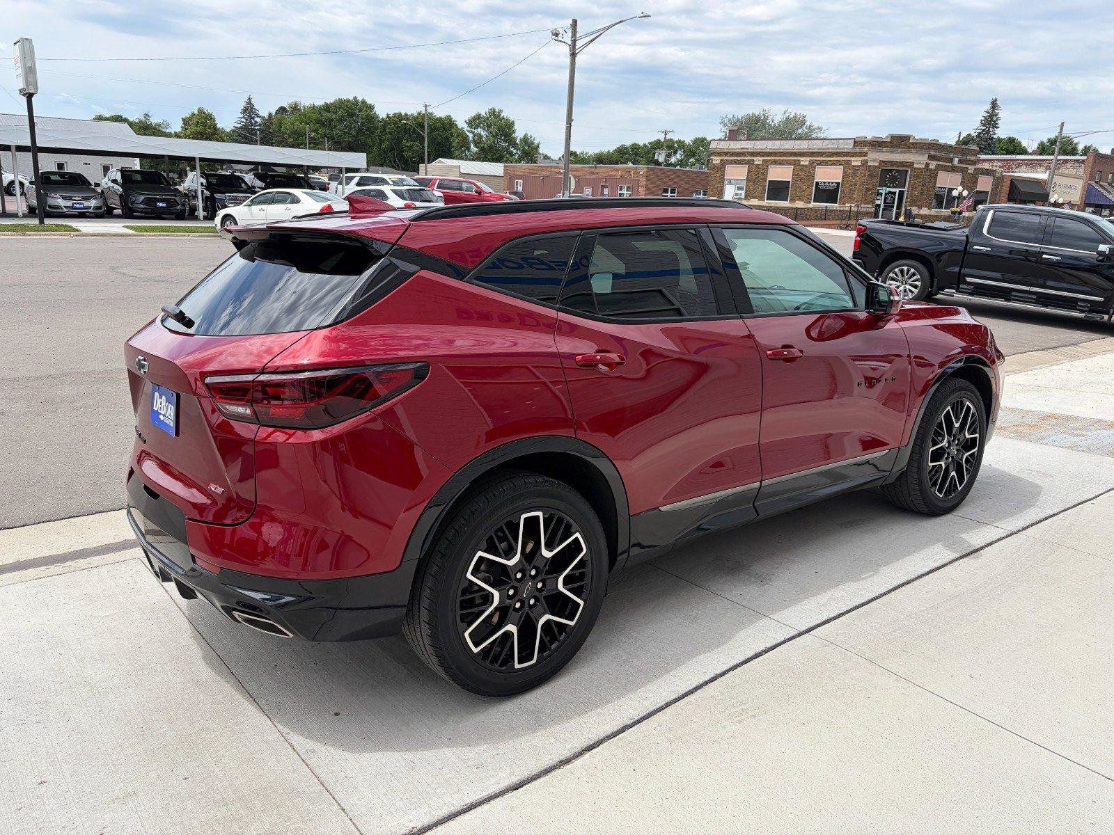 Used 2023 Chevrolet Blazer RS w/ Driver Confidence II Package AWD/4WD image 5