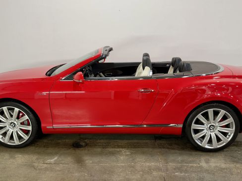 Used 2015 Bentley Continental GT image 31