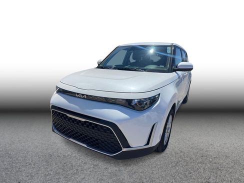 Certified 2024 Kia Soul LX w/ Option Group 015 FWD image 1