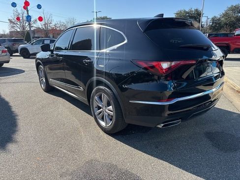 Used 2023 Acura MDX FWD image 3