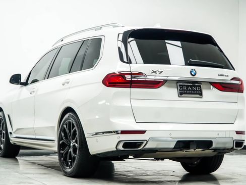 Used 2019 BMW X7 xDrive40i w/ Premium Package AWD/4WD image 12