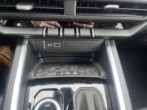 Used 2026 Chevrolet Colorado LT w/ LT Convenience Package image 29