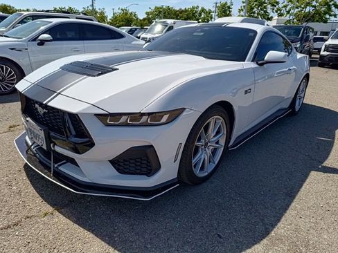 Certified 2024 Ford Mustang GT Premium RWD image 3