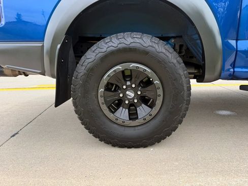 Used 2018 Ford F150 Raptor w/ Equipment Group 802A Luxury AWD/4WD image 30