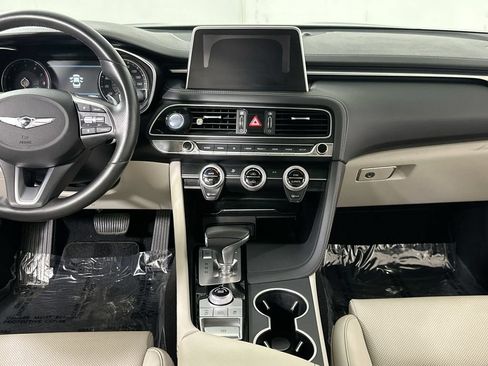 Used 2020 Genesis G70 2.0T RWD image 20