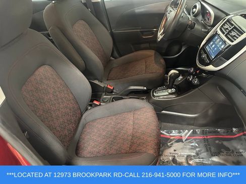 Used 2019 Chevrolet Sonic LT w/ Convenience Package FWD image 22