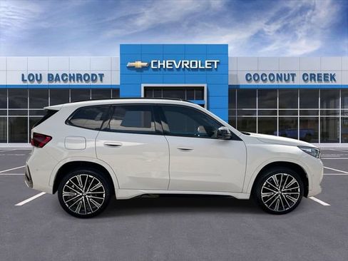 Used 2023 BMW X1 xDrive28i w/ Premium Package AWD/4WD image 9