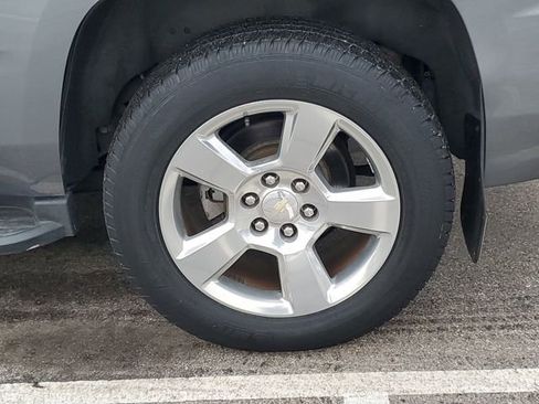 Used 2019 Chevrolet Tahoe LS w/ All-Season Package image 5