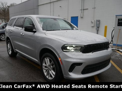 Used 2025 Dodge Durango GT image 2