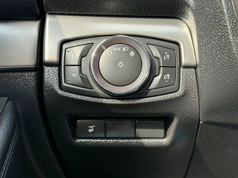 Used 2019 Ford Explorer XLT w/ Equipment Group 201A image 37