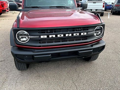 Used 2025 Ford Bronco Big Bend AWD/4WD image 3