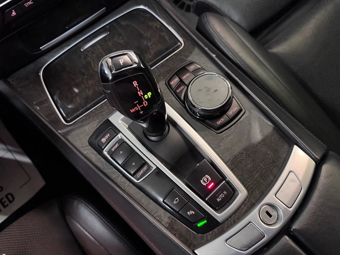 Used 2014 BMW 750Li RWD image 26