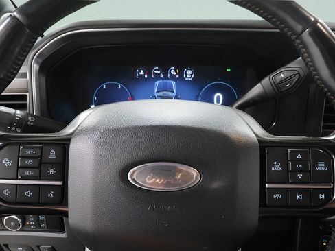 Used 2023 Ford F250 Platinum AWD/4WD image 14