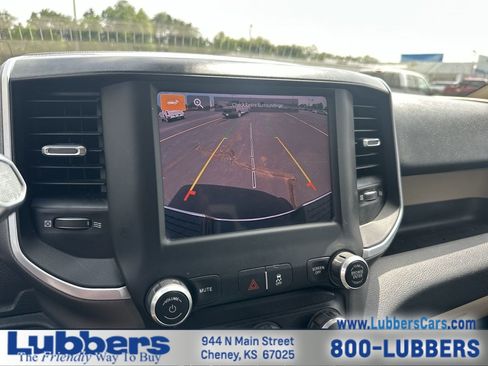 Used 2022 RAM 2500 Big Horn AWD/4WD image 16