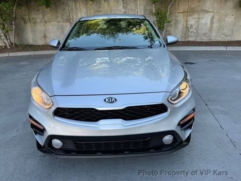 Used 2021 Kia Forte LXS image 2