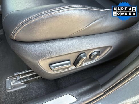 Used 2022 Toyota Venza XLE AWD/4WD image 22