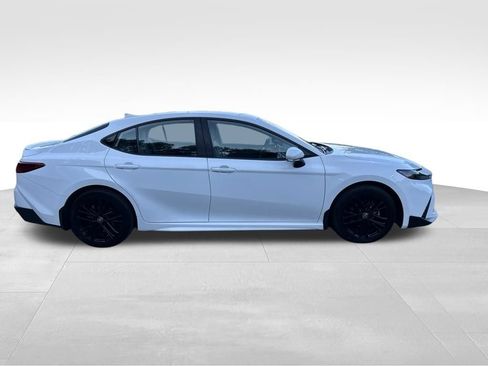 Certified 2025 Toyota Camry SE w/ Convenience Package FWD image 6